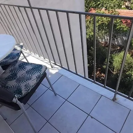 Apartment Retro *